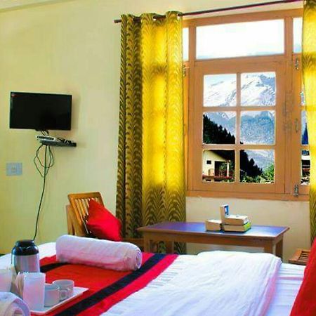 Hotel Apple Villa Manāli Buitenkant foto